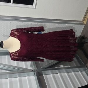 Fishbowl burgundy lace fit & flare skater mini‎ dress lined back zip 1/2 sleeve